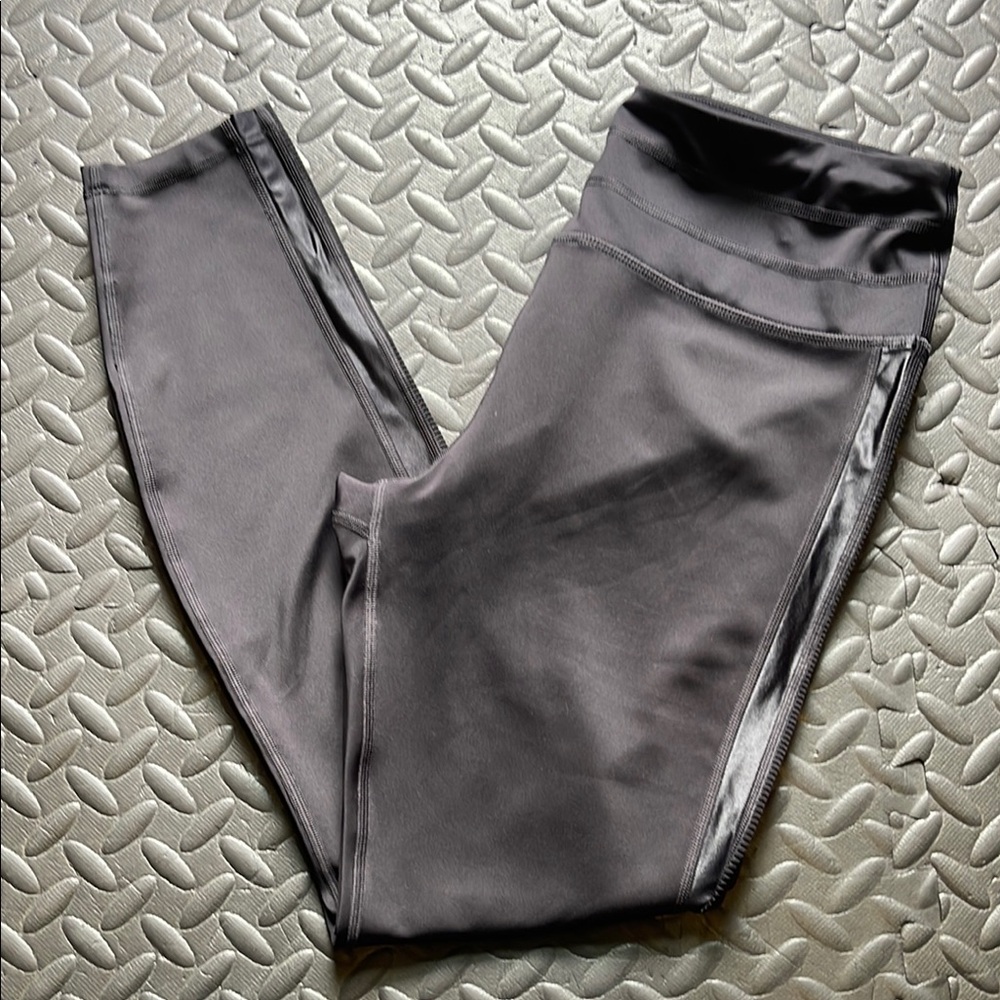 Lorna Jane Black 7/8 Leggings Size Large